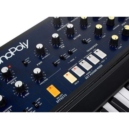Behringer MONOPOLY Synthesizer and Sampler Keyboard